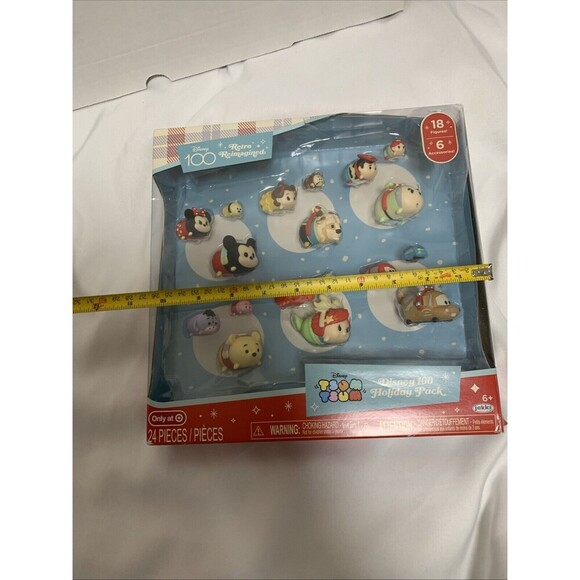 Tsum Tsum Disney 100 Retro Reimagined Holiday Pack 18 Figures NIB 2023 - Picture 6 of 8